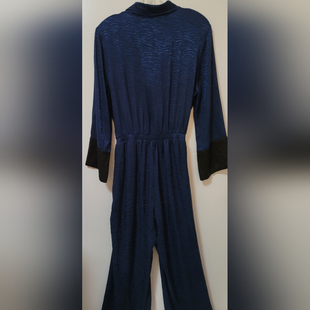 Victoria's Secret Blue Satin Zebra Print Jumpsuit Long Sleeve Size Medium - Picture 10 of 14